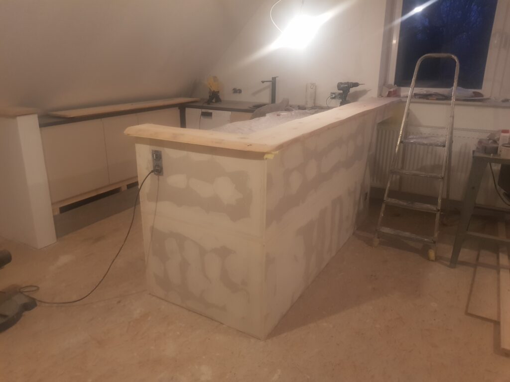Eigenhandige verbouwing van vakantiewoning Canhusen in april 2023