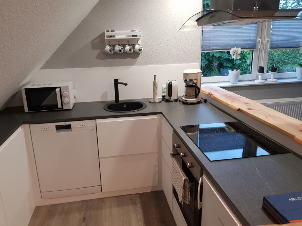 Volledig uitgeruste keuken van vakantiewoning Canhusen met vaatwasser en koffiezetapparaat